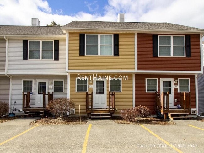 Building Photo - 44 River Village Dr