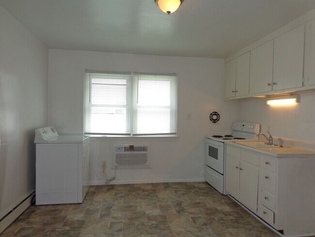 Photo - Coronet4638 Unidad #A