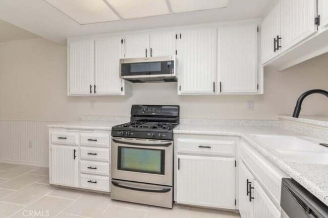 Photo - 616 S Santa Fe St Unit 7