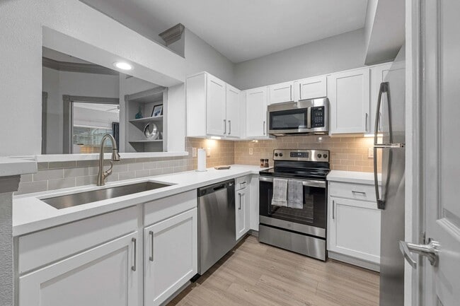 Photo - Where Style Meets Sophistication! Unidad CSTW