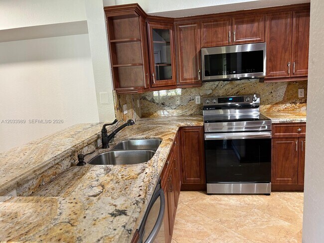 Photo - 2516 Centergate Dr Unidad 102