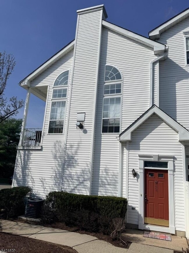 Photo - 82 Hancock Dr