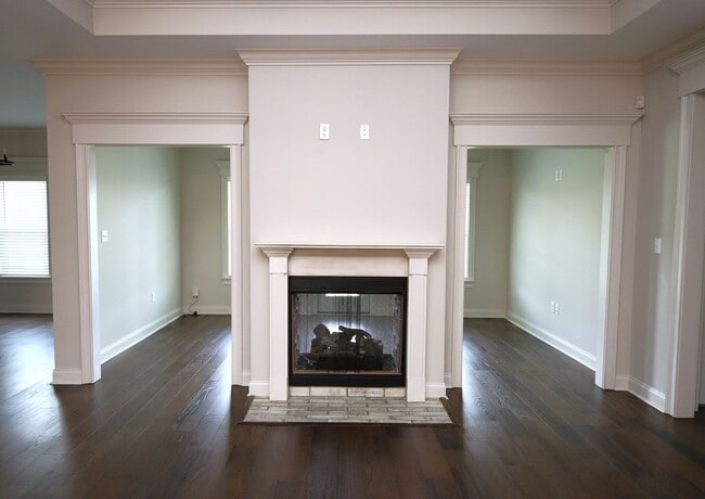 Photo - 4704 Crescent Ct