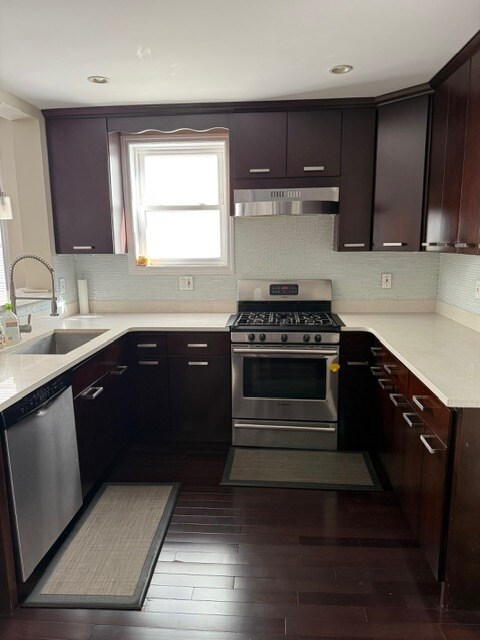 Photo - 66-32-32 Booth St