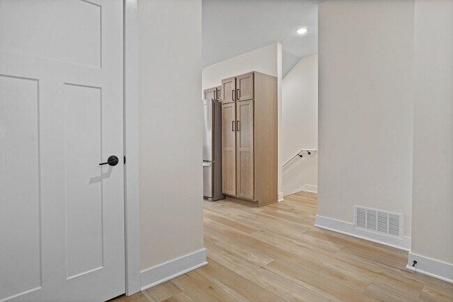 Photo - 118 Eiche Dr