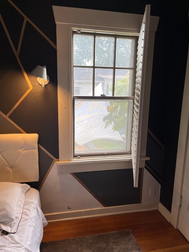 Photo - 7928 N Seward Ave