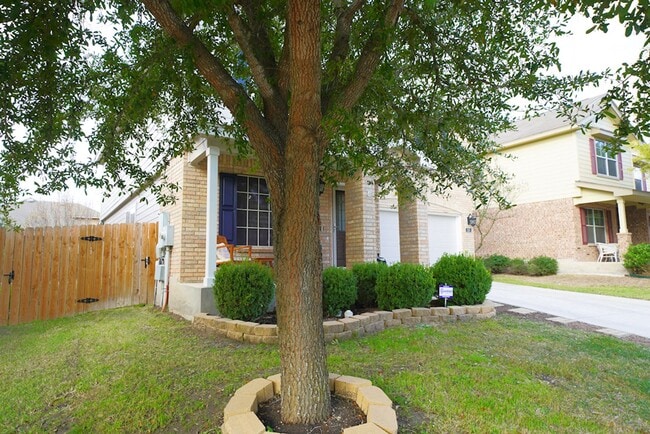 Photo - Gorgeous 5 Bedroom Rental in Cibolo! Realtor Commmission: $400