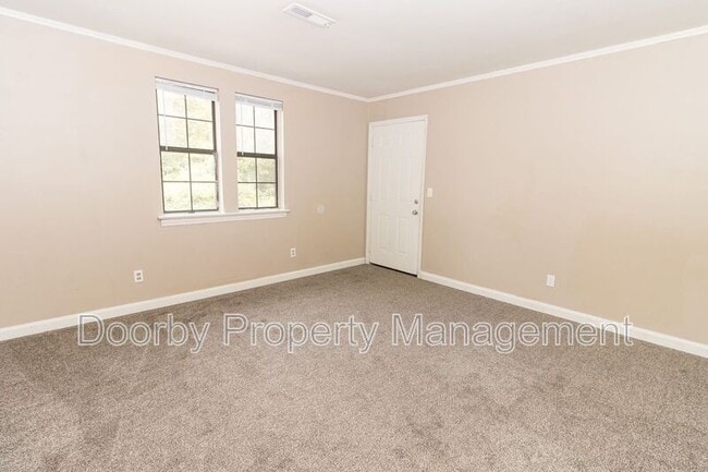 Photo - 3302 Pinewood Ave Unidad 2