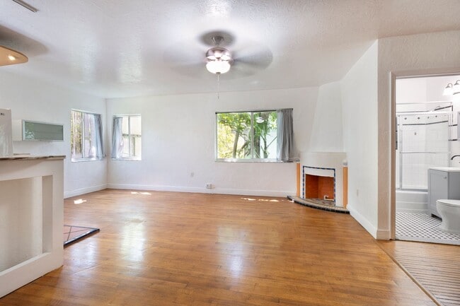 Building Photo - 1525 Meridian Ave Unit 1