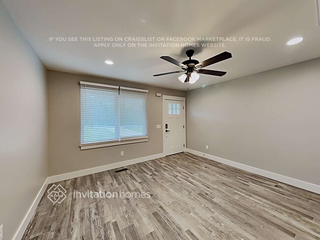 Photo - 524 W Main St