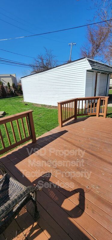 Photo - 374 E 232nd St