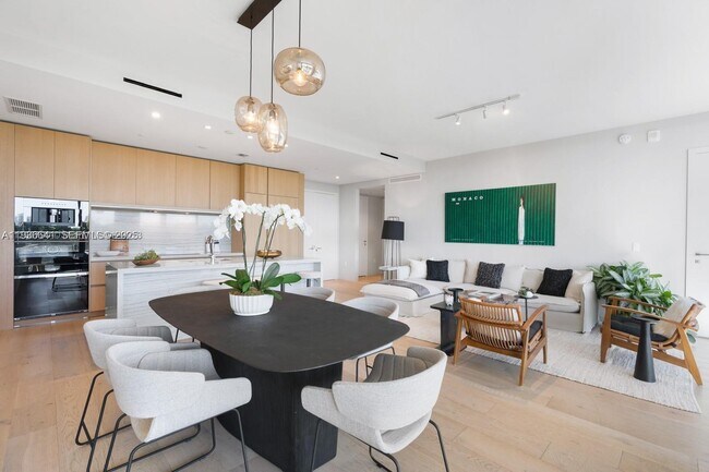 Photo - 8701 Collins Ave Unit 404