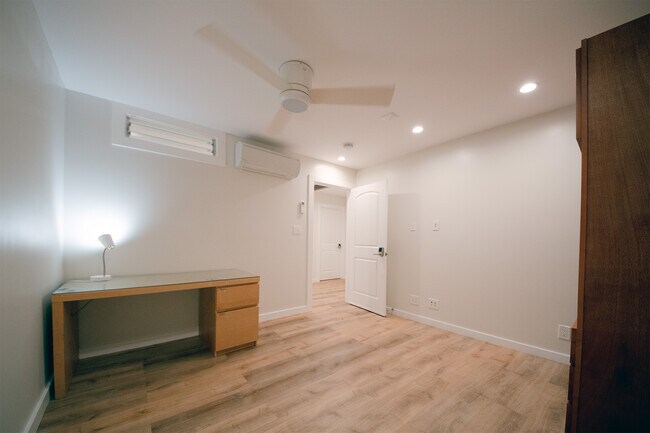 Photo - 3147 Francis St