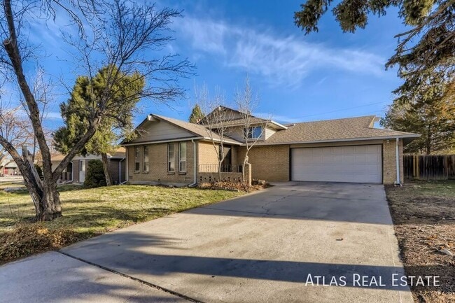 Building Photo - 364 S Peoria Cir