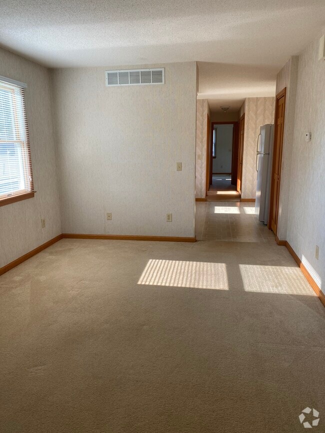 Building Photo - 201 Washington St Unit A Rental