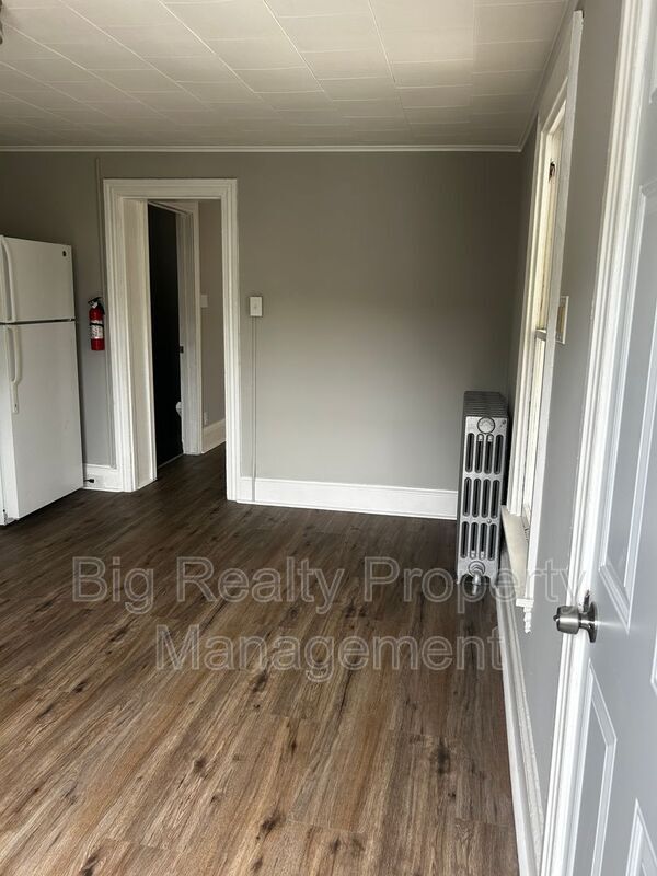 Photo - 262 Beech St Unit 2