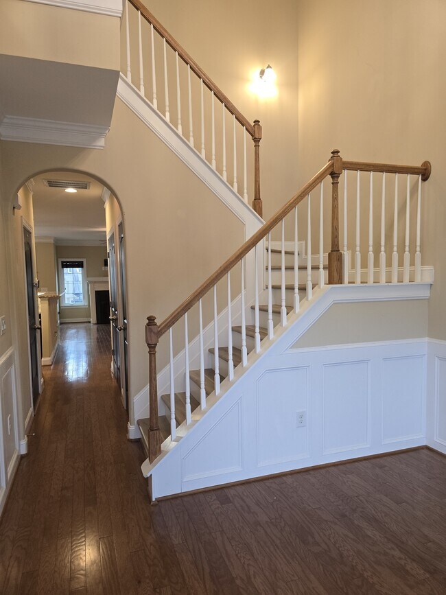 Photo - 716 Carneros Ci