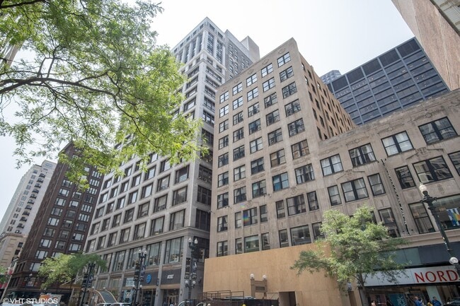 Building Photo - 20 N State St Unit 403