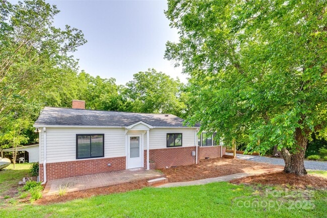 Photo - 3113 Monroe Way House