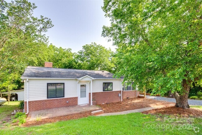 Building Photo - 3113 Monroe Way Rental