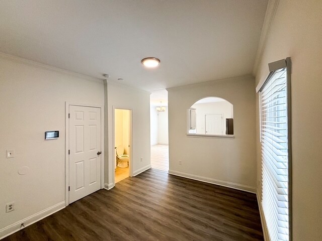 Photo - 668 Smith St SW