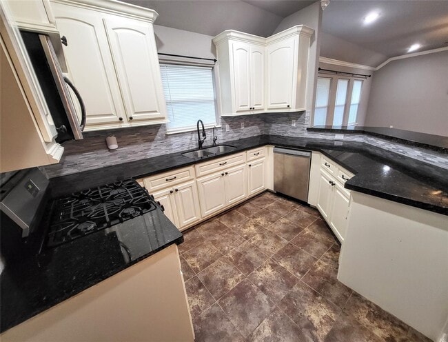 Photo - 102 Liberty Ln