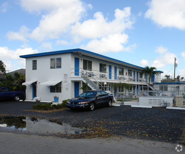 Photo - 1821 Thomas St Apartments