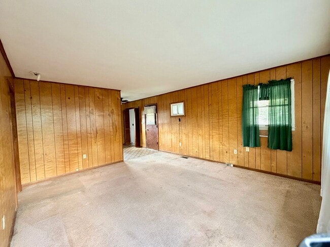 154 Franklin Dr