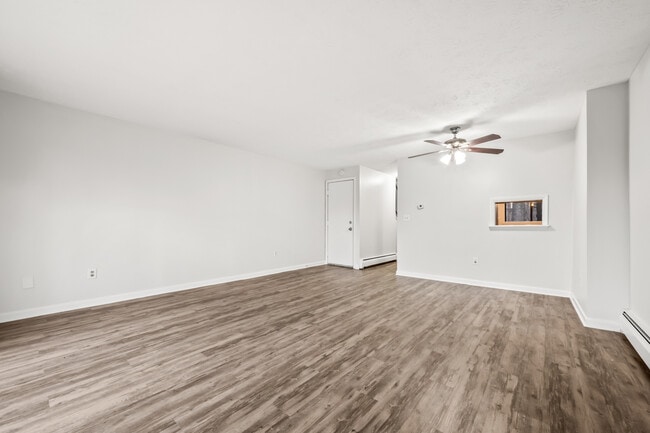 Photo - 345 Oakland St Unidad 1