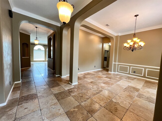 Photo - 2215 Dorman Ct