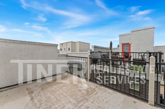 Photo - 266 Box Lane-