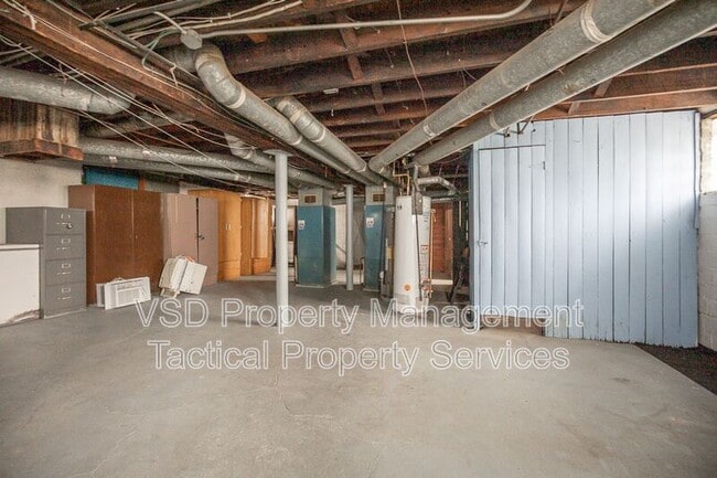 Photo - 12337 Chesterfield Ave Unit #1