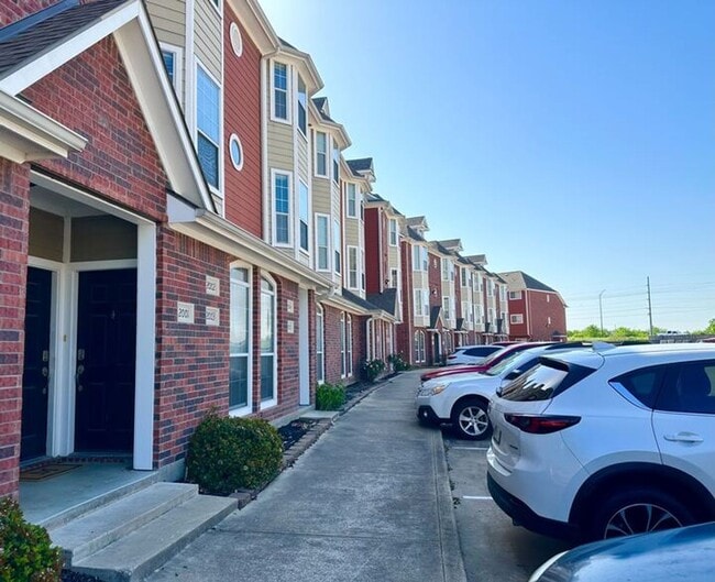 Photo - 1198 Jones-Butler Rd Unidad 1901