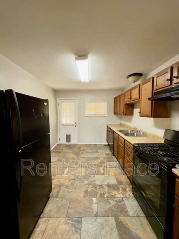 Photo - 7212 E 4th Pl