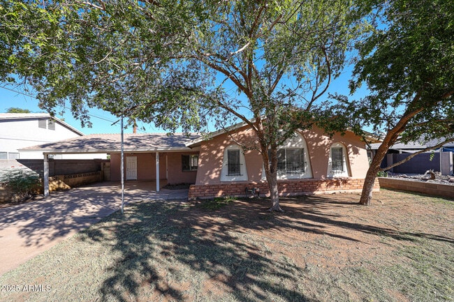 Photo - 2324 West Myrtle Ave