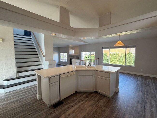 Photo - Spacious and Bright 3BD Home in Denver - Available Now