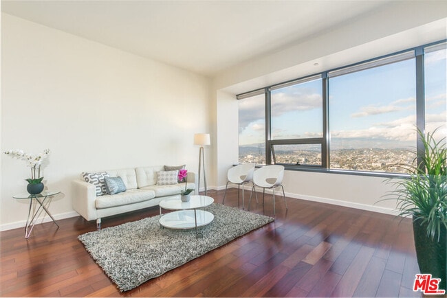 Photo - 1100 Wilshire Blvd Unit 3504