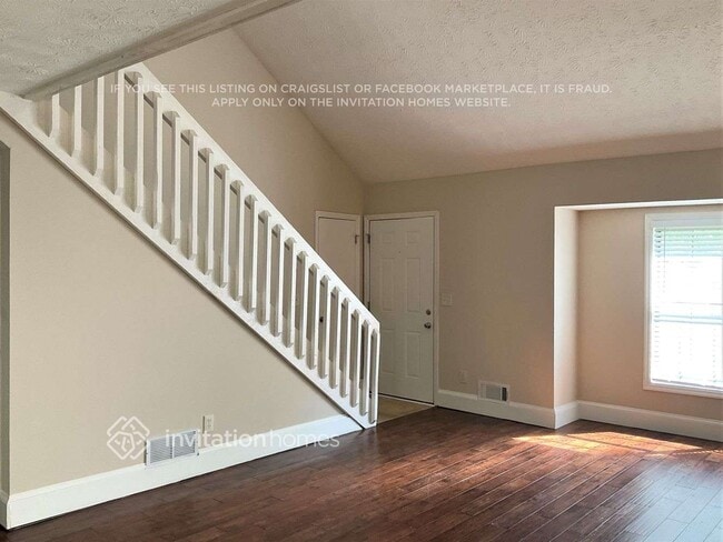 Photo - 1602 Kings Ridge Dr NW