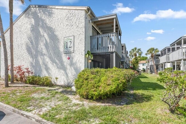 Building Photo - 11566 7th Ln N Unit 1211