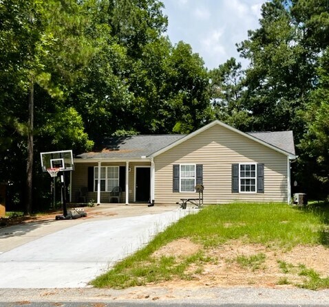 Photo - 917 State Rd S-28-342