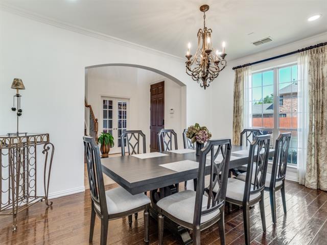 Photo - 7110 Waterbury Dr