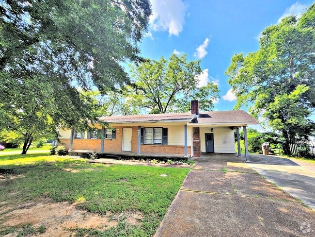 Building Photo - HOUSE FOR RENT - DECATUR
