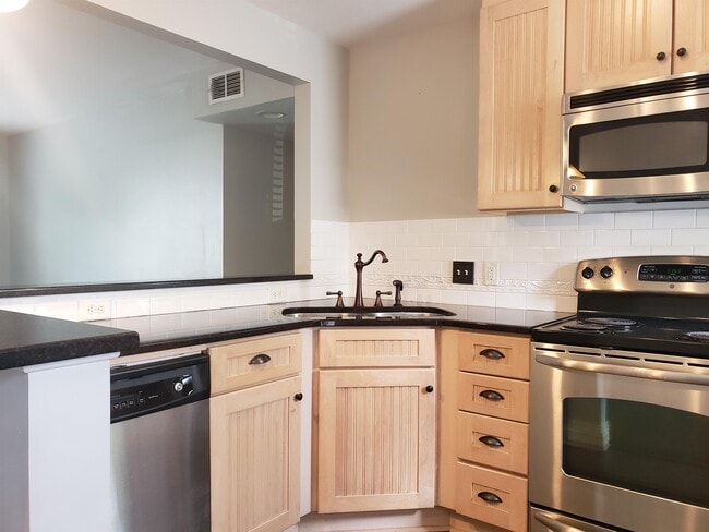 Photo - 4915 Park Rd