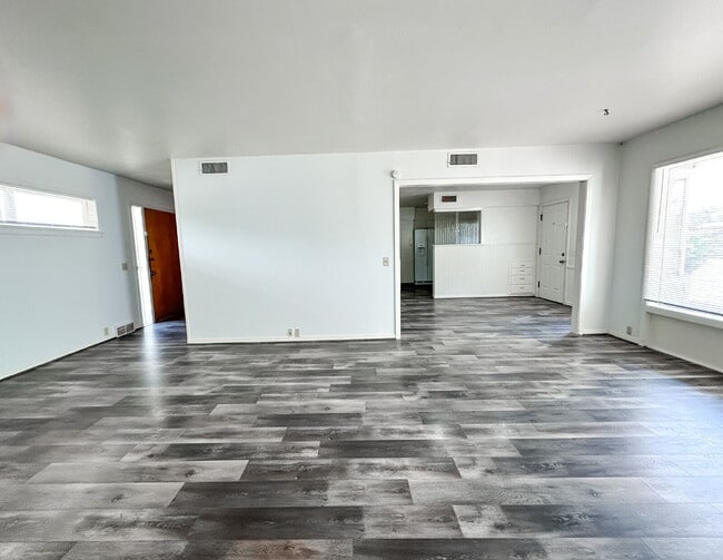 Photo - 3-Bedroom Home with Large Backyard!