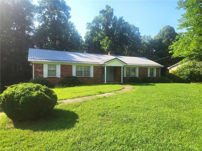 Building Photo - 1505 Turfwood Dr Rental