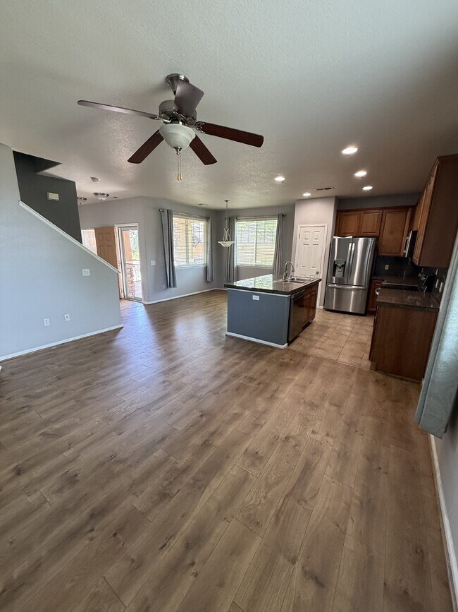 Photo - "Spacious 2-Bed Condo with 2.5 Baths in Aurora – Your Dream Home Awaits Unit 101