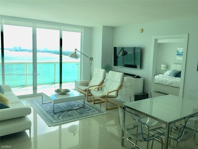 Photo - 2 br, 2 bath Condo - 1800 N Bayshore Dr Ap... Unidad Apt 1807