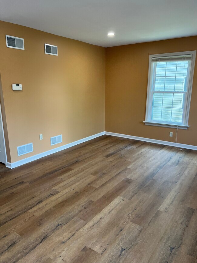 Photo - 1516 Tussey Ct