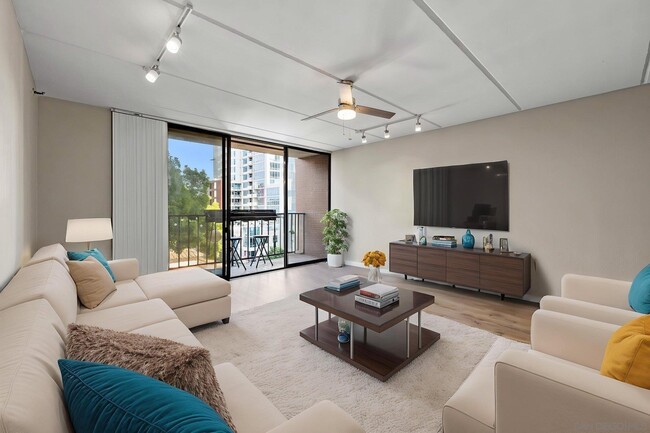 Building Photo - 1333 Eighth Ave Unit 204 Rental