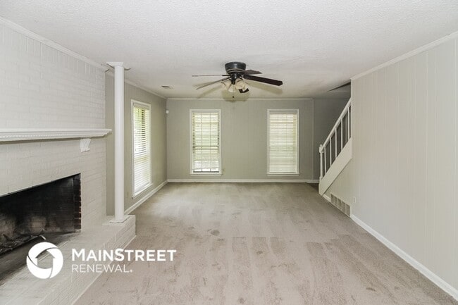 Photo - 6986 Oakland Chase